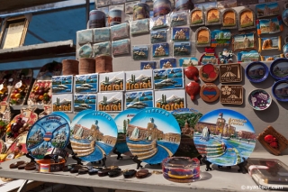 Souvenirs